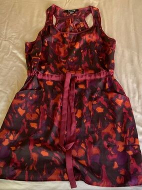 Forever 21 Sleeveless Tie-Waist Dress in Burgundy, Orange, Purple